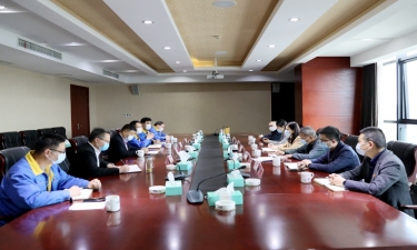 平湖市委常委、宣传部长沈志凤莅临景兴纸业调研疫情防控和复工复产情况
